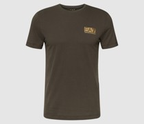T-Shirt mit Label-Detail in metallic