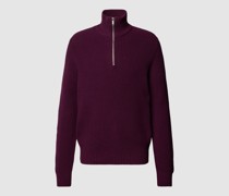 Strickpullover mit Stehkragen