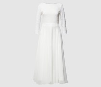 Cocktailkleid aus Häkelspitze