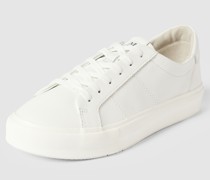 Sneaker mit Label-Details