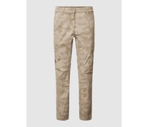 Cargohose mit Camouflage-Muster Modell 'Lotta'