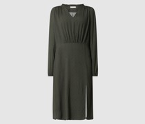 Kleid aus Krepp mit Punktmuster
