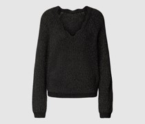 Strickpullover mit V-Ausschnitt