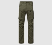 Cargohose mit aufgesetzten Taschen