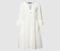 Knielanges Kleid mit Schlüsselloch-Ausschnitt