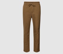 Stoffhose mit seitlichen Eingrifftaschen Modell 'LINUS'