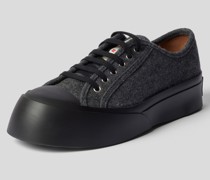 Plateau-Sneaker mit Label-Details