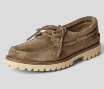 Halbschuhe aus Veloursleder