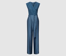 Jumpsuit aus Häkelspitze