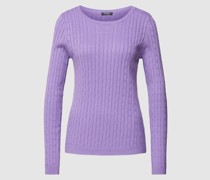 Strickpullover mit Zopfmuster