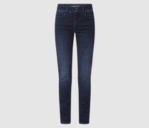 Skinny Fit Jeans mit Stretch-Anteil 'Secret Push'