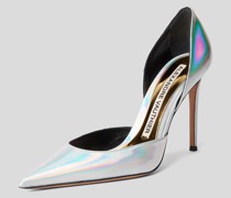 Pumps in schimmernder Optik