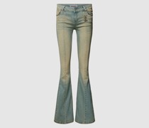 Bootcut Jeans mit Label-Applikation Modell 'FLARED GREENWASH'