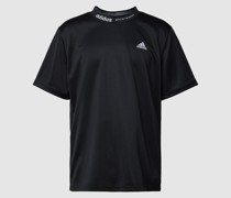 T-Shirt mit Label-Stitching
