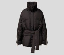 Daunenjacke mit Stehkragen