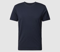T-Shirt in unifarbenem Design