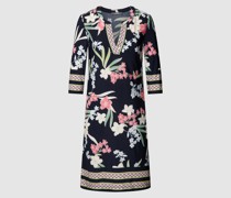 Knielanges Kleid mit Allover-Muster