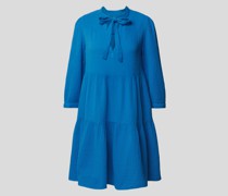 Minikleid mit Strukturmuster