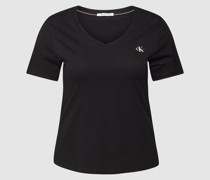 PLUS SIZE T-Shirt mit abgerundetem V-Ausschnitt