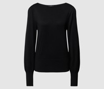 Strickpullover mit U-Boot-Ausschnitt und Puffärmeln