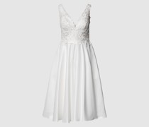 Cocktailkleid mit floralen Stickereien