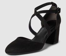 Pumps mit Dornschließe
