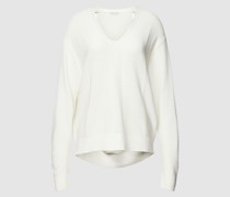 Strickpullover mit V-Ausschnitt