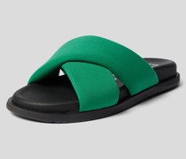 Slides mit gekreuzten Riemen