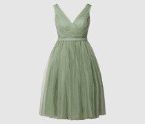 Cocktailkleid mit V-Ausschnitt