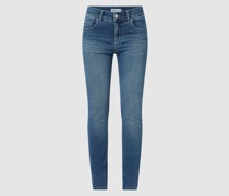 Skinny Fit Jeans mit Label-Patch