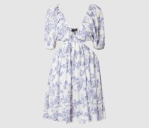 Minikleid mit Cut Outs