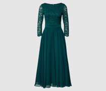 Cocktailkleid aus Häkelspitze