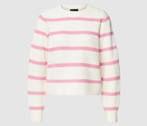 Strickpullover mit Streifenmuster