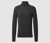 Strickpullover mit Rollkragen