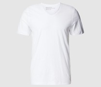 Regular Fit T-Shirt aus Baumwolle mit V-Ausschnitt