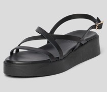 Sandalen mit Plateausohle