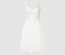 Brautkleid aus Häkelspitze