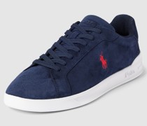 Sneaker mit Label-Detail