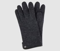 Handschuhe aus gewalkter Schurwolle