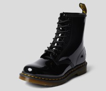 Glänzende Schnürboots aus Leder
