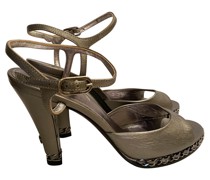 Second Hand Sandalen aus Leder