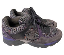 Second Hand Sneakers