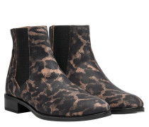 Das sind die Schuh Must haves für Damen 2019 Dolce & Gabbana Stiefel mit Budapestermuster Damen Schuhe