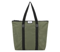 Shopper 'Gweneth'