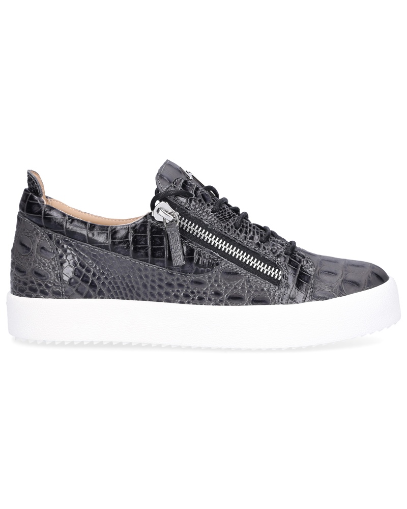 giuseppe zanotti online store
