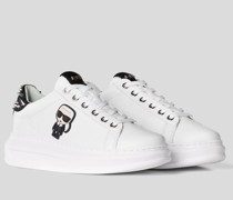 Sneakers mit Nieten