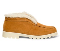 Women’s brown suede desert boot with fur