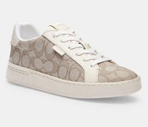 Lowline Low Top Sneaker