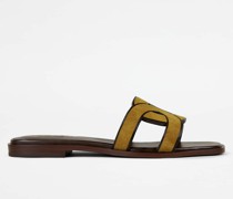 Sandalen aus Veloursleder