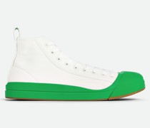 Vulcan Sneaker